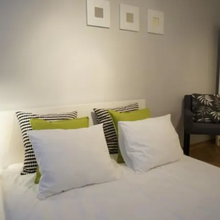 Bagno Centre 16 Apartment *