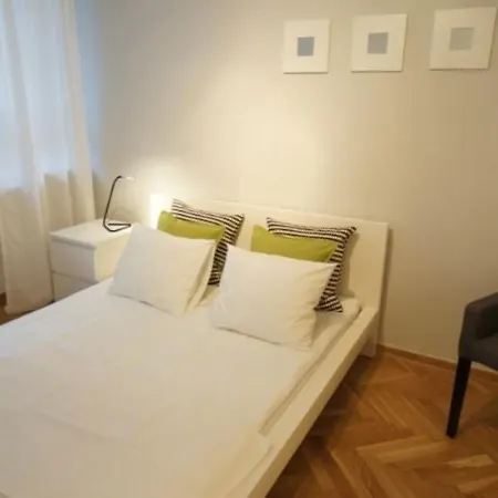 Bagno Centre 16 Apartment