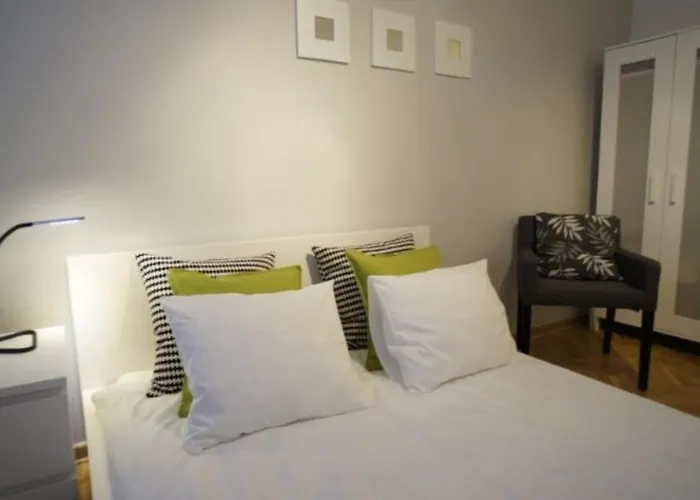 Bagno Centre 16 Apartment *